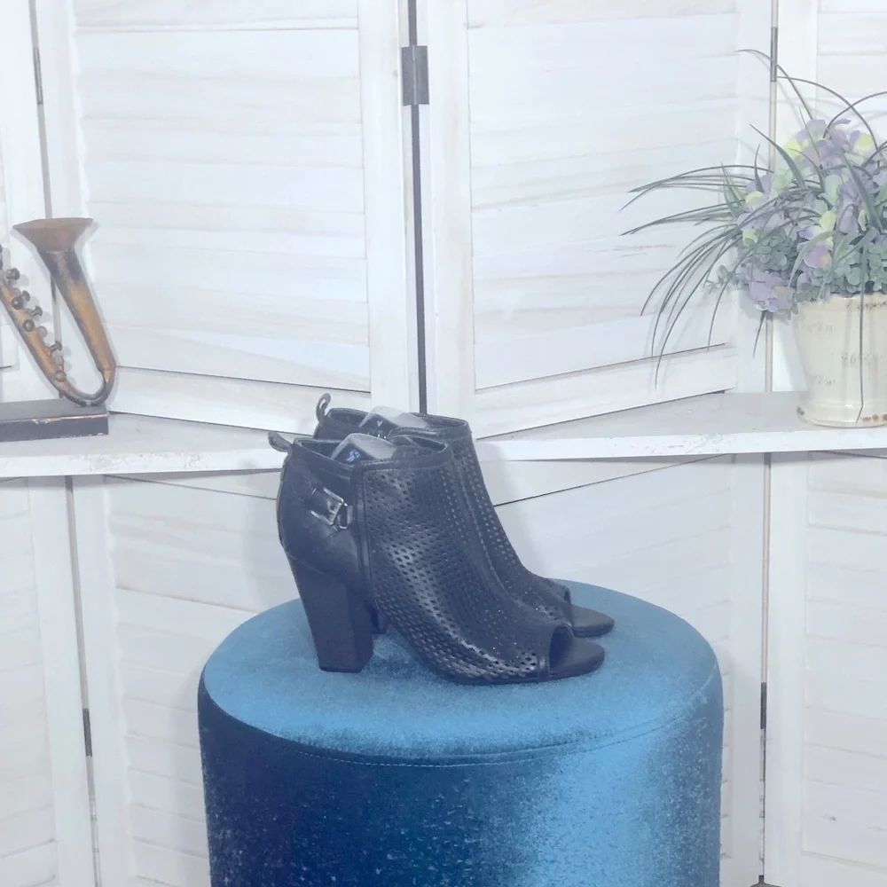 Guess Black Peep Toe Ankle Boots Size 8.5